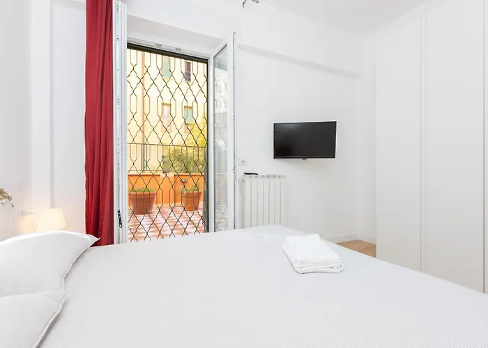 Casa Donna Olimpia Pamphilj Rome